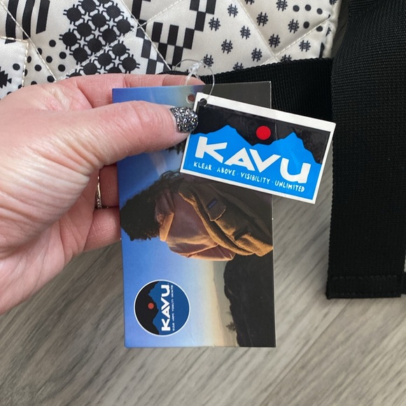 Kavu Rope Sling Bag - Picture 3 of 4